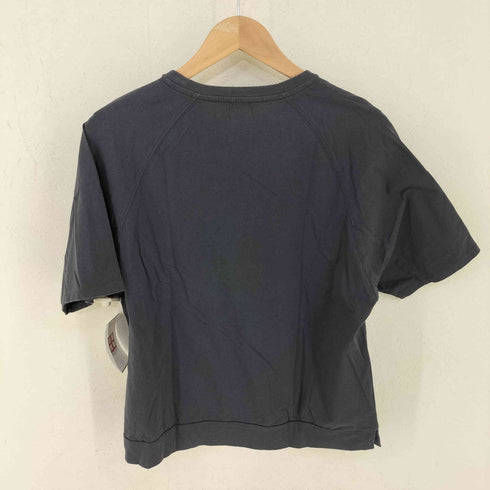 キュウジツトウタ 休日と詩 コットンクルーネックtシャツ レディース