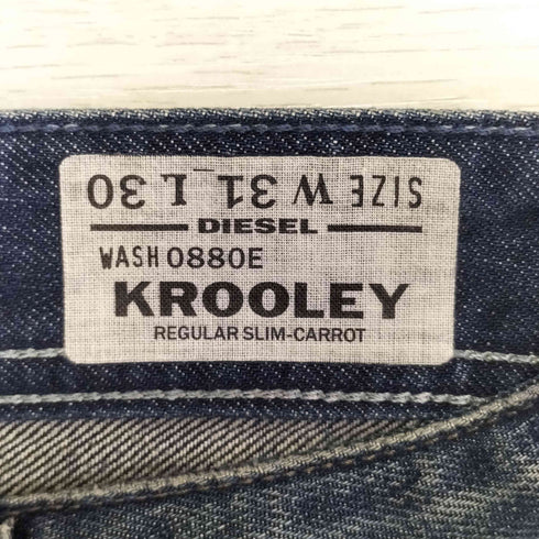 ディーゼル DIESEL イタリア製 DNA KROOLEY REGULAR SLIM-CARROT DNA KROOLEY レギュラースリムキャロット デニムパンツ メンズ W31 L30