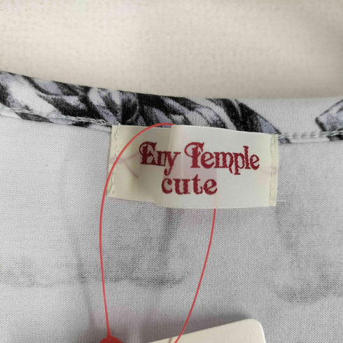 emily temple cute ウサギ 総柄 半袖 Tシャツ レディース JPN:M