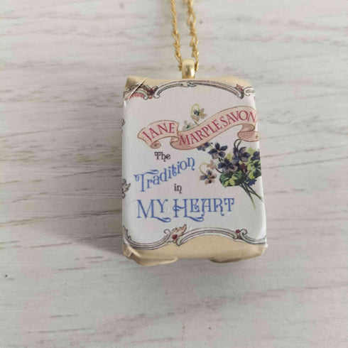 Jane Marple モチーフ ネックレス レディース