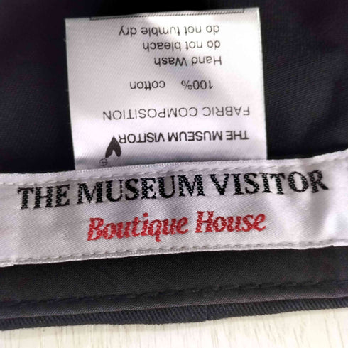 the museum visitor 刺繍キャップ レディース