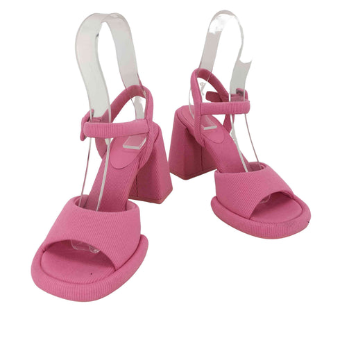 チャールズアンドキース CHARLES&KEITH ウーブン トラペーズヒールバックルサンダル レディース JPN:37