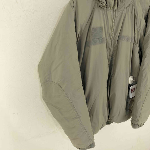 ユーエスアーミー U.S. ARMY ECWCS GEN III LEVEL 7 プリマロフト メンズ M-R