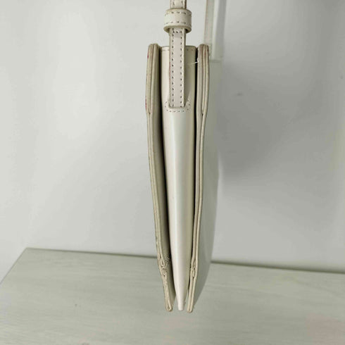 ヤーキ YAHKI レザーフラット スクエア ショルダーバッグ レディース ONE SIZE