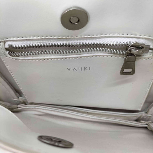 ヤーキ YAHKI レザーフラット スクエア ショルダーバッグ レディース ONE SIZE