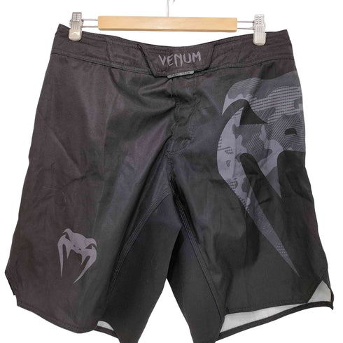 VENUM ブラック ダークカモ ショートパンツ ファイトパンツ メンズ JPN:S