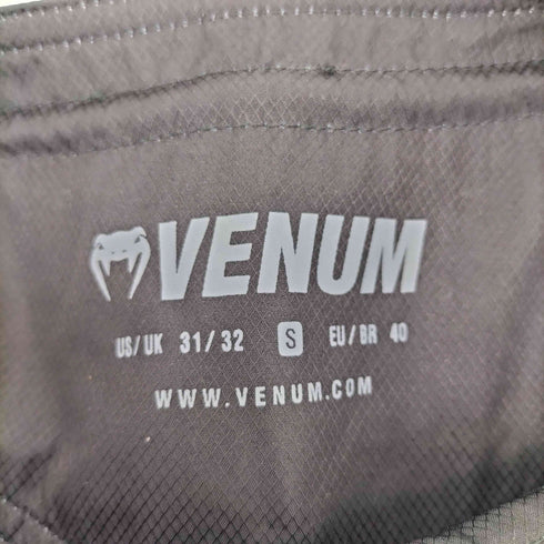 VENUM ブラック ダークカモ ショートパンツ ファイトパンツ メンズ JPN:S