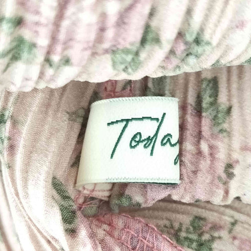 トゥデイフル TODAYFUL 花柄プリーツトップス レディース