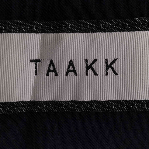 ターク TAAKK 刺繍 スリムテーパード スラックス メンズ