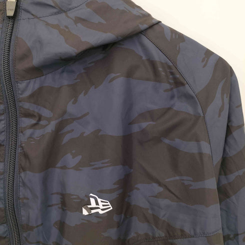 ニューエラ NEW ERA ウィンドジャケット タイガーストライプカモ × ネイビー メンズ JPN:XL