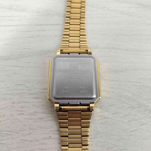 カシオ CASIO A100WEG-9AJ illuminator イルミネーター デジタルクォーツ メンズ FREE
