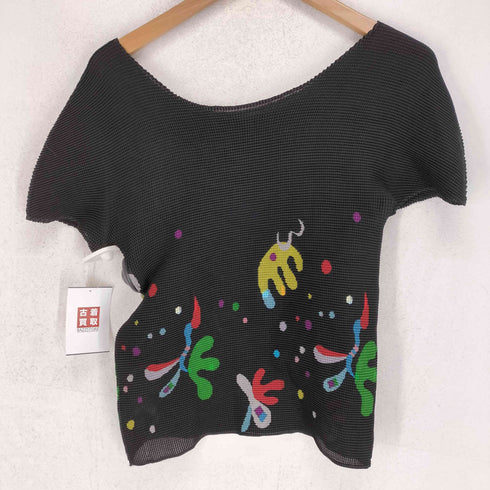 イッセイミヤケミー ISSEY MIYAKE me 総柄プリーツブラウス レディース