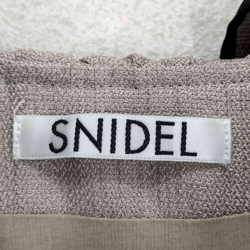 スナイデル snidel フリルカラーノースリーブワンピース レディース