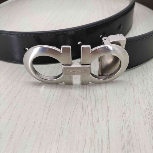 サルヴァトーレフェラガモ Salvatore Ferragamo イタリア製 レザーベルト メンズ