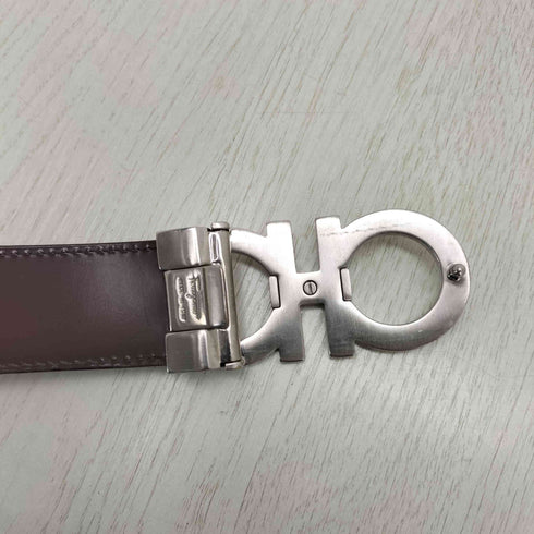 サルヴァトーレフェラガモ Salvatore Ferragamo イタリア製 レザーベルト メンズ