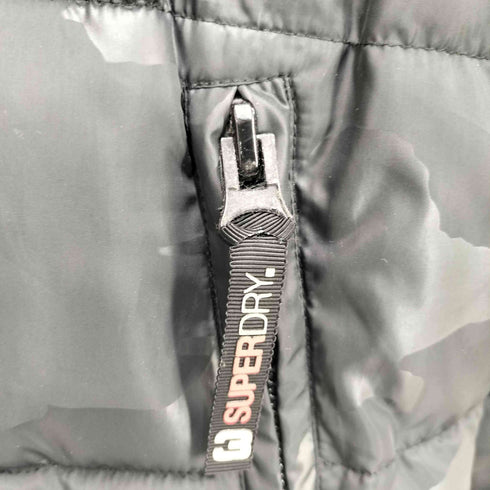 スーパードライ Superdry 極度乾燥(しなさい) カモ柄プリントダウンジャケット メンズ S