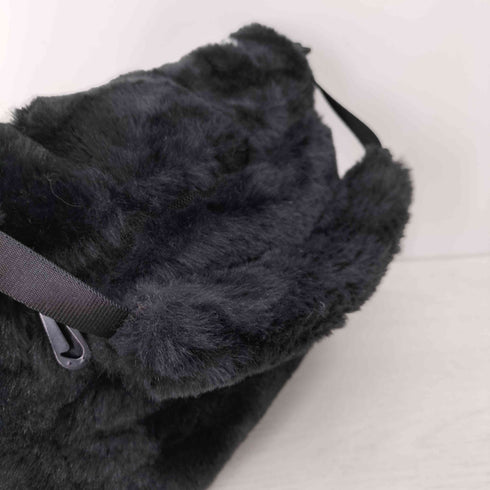 ナイキ NIKE WMNS NSW FUTURA 365 FX FUR CROSSBOD フェイクファー クロスボディバッグ レディース ONE SIZE