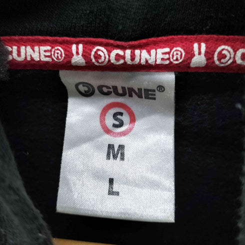 キューン CUNE フロントプリントプルオーバー メンズ S