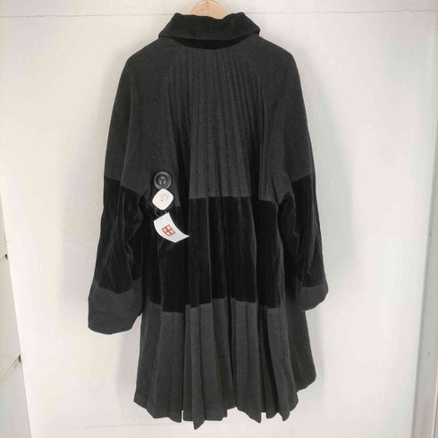 LEIDONNA MADE IN ITALY バックプリーツデザイン ウール×ベロア切替 ワイドシルエットステンカラーコート レディース