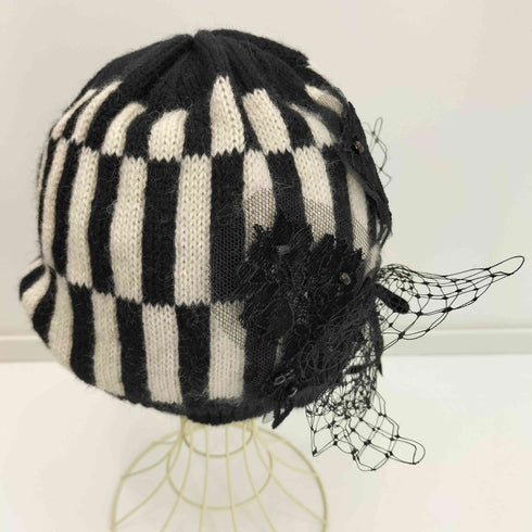 バライロノボウシ Barairo no Boushi フリル 刺繍 ウールアルパカ混 ビーニー レディース