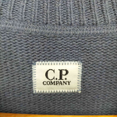 シーピーカンパニー C.P.COMPANY 12th Anniversary Wappen Crew Neck Knit メンズ 50