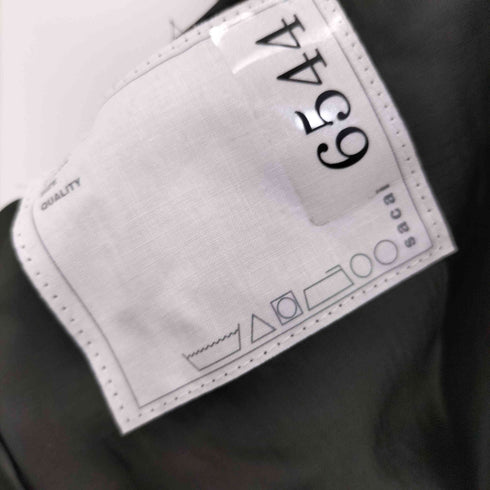 サカイ Sacai サイドスリット ストライププリーツショートスラックス レディース