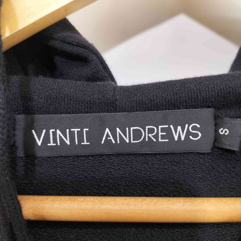 VINTI ANDREWS フロント刺繍プルオーバーパーカー メンズ import:S