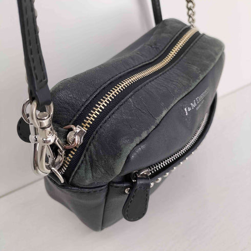 ジェイアンドエムデヴィッドソン J&M Davidson スペイン製 LIPSTICK POUCH WITH STUDS リップスティック ポーチ スタッズ レザー ミニ ショルダー バッグ レディース