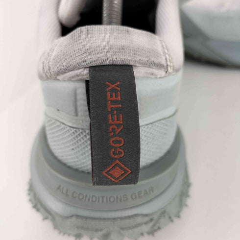 ナイキエーシージー NIKE ACG Mountain Fly 2 Low GORE-TEX - Phantom/Light Silver/Mica Green/Dark Smoke Grey メンズ JPN:28