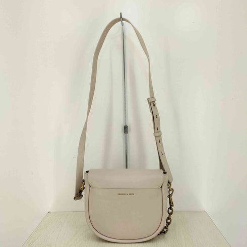 チャールズアンドキース CHARLES&KEITH チャンキーチェーンリンク サドルバッグ レディース