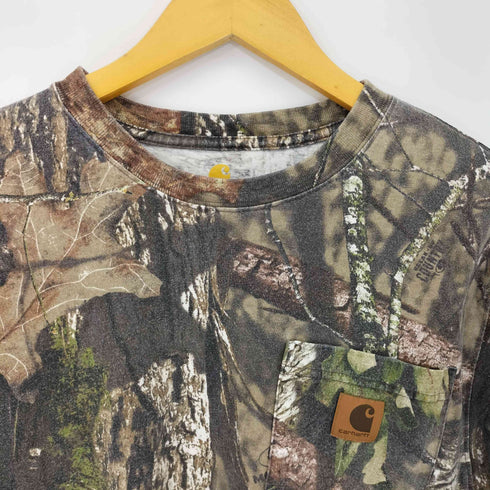 カーハート Carhartt CAMO SLEEVE LOGO L/S TEE MOSSY OA メンズ JPN:S