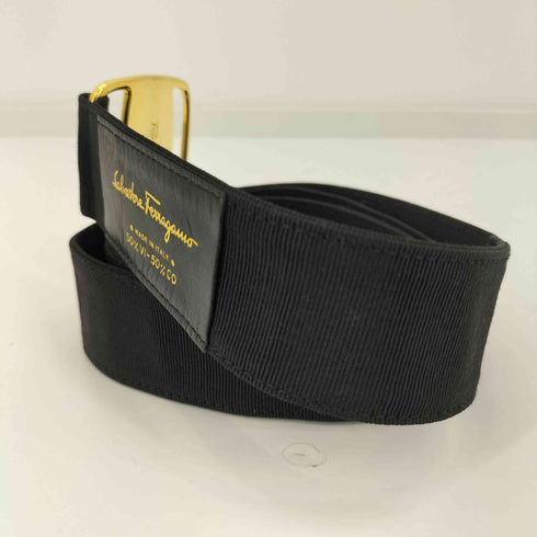 サルヴァトーレフェラガモ Salvatore Ferragamo MADE IN ITALY ロゴプレート バックル ヴァラ ベルト レディース