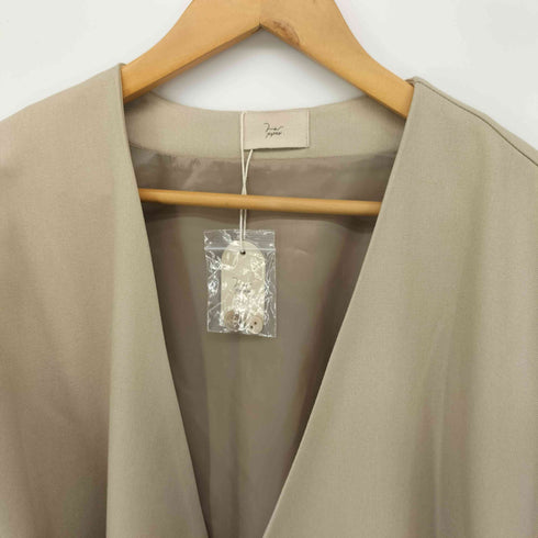 moi tytto 袖ボタンベルト付きジャケット sweet レディース FREE