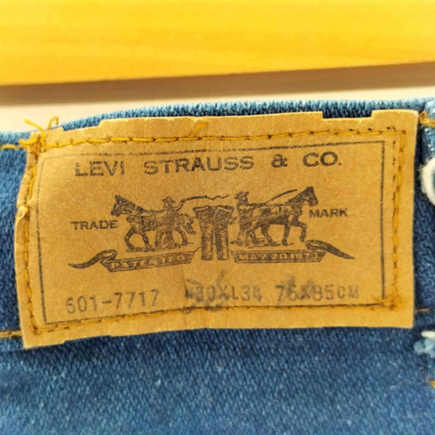 リーバイス Levis 黒タブ 601-7717 ジップフライデニムパンツ メンズ 30