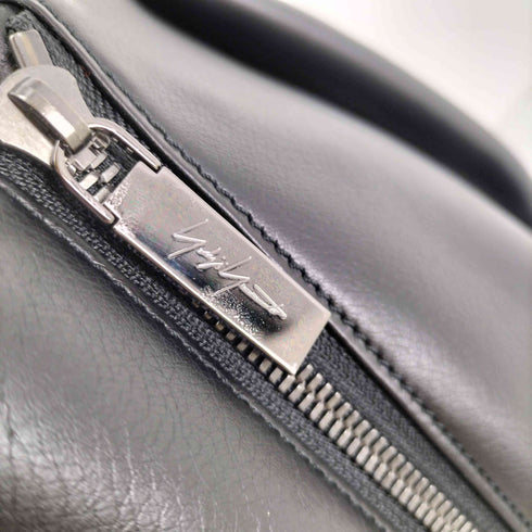 ディスコードヨウジヤマモト discord Yohji Yamamoto 25SS HAND BAG カウレザー ハンド バッグ メンズ