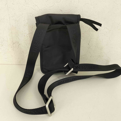 メゾンキツネ MAISON KITSUNE NYLON NECK POUCH レディース