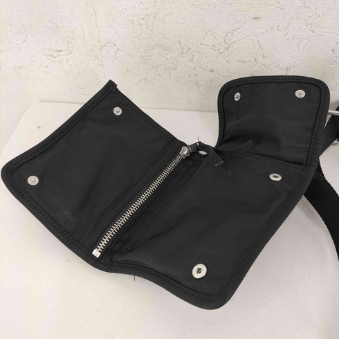 メゾンキツネ MAISON KITSUNE NYLON NECK POUCH レディース
