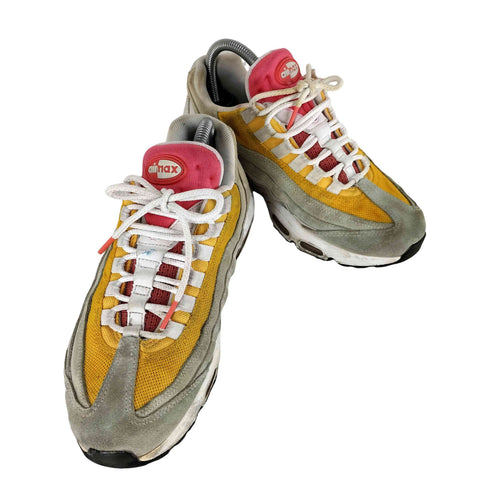 ナイキ NIKE AIR MAX 95 ESSENTIAL ライトボーン/アンバーグロウ-ユニバーシティゴールド メンズ JPN:25