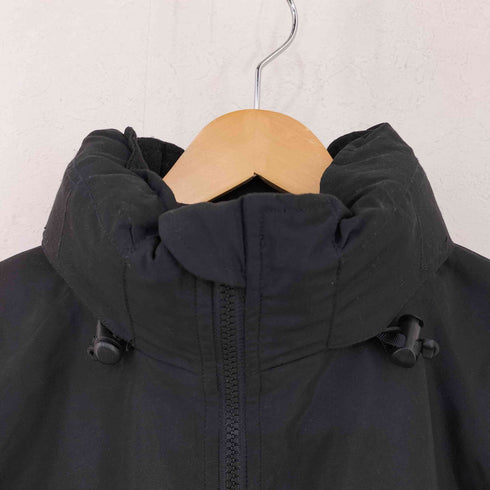 クラムジーピクチャーズ clumsy. Pictures LEVEL7 PRIMALOFT HAPPY JACKET メンズ