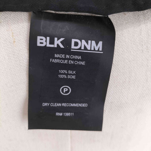 BLK DNM メッセージプリントシルクスカーフ メンズ