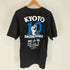 UNITED ATHLE KYOTO DAISAKUSEN アーティスト バックプリント S/S クルーネック Tシャツ バンドTシャツ メンズ JPN:XL
