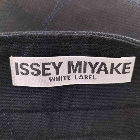 イッセイミヤケホワイトレーベル ISSEY MIYAKE WHITE LABEL ドットステッチ デザイン スカート レディース JPN:2