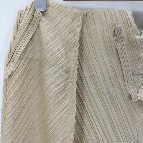 プリーツプリーズイッセイミヤケ PLEATS PLEASE ISSEY MIYAKE POTTER'S WHEEL プリーツ加工 ハイウエスト 立体 クロップド アラジン パンツ レディース JPN:3
