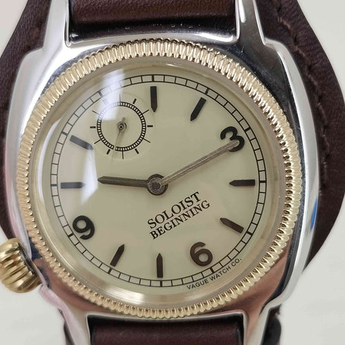 タカヒロミヤシタザソロイスト TAKAHIRO MIYASHITA The SoloIst. VAGUE WATCHCo.Coussin クオーツ腕時計 メンズ