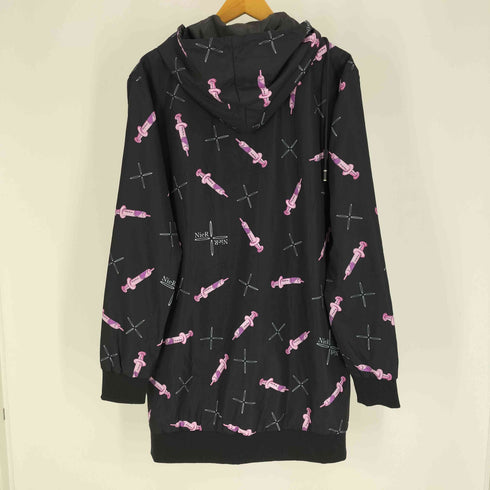 ニーアクロージング NIER CLOTHING 注射器 総柄 ジップアップ ロング パーカー レディース FREE