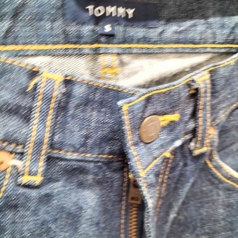 トミー TOMMY ストレートデニムパンツ 裏ポケプリント メンズ JPN:S