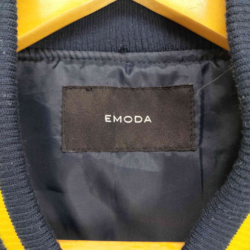 エモダ EMODA 22AW エンブロイダリーバーシティジャケット レディース FREE