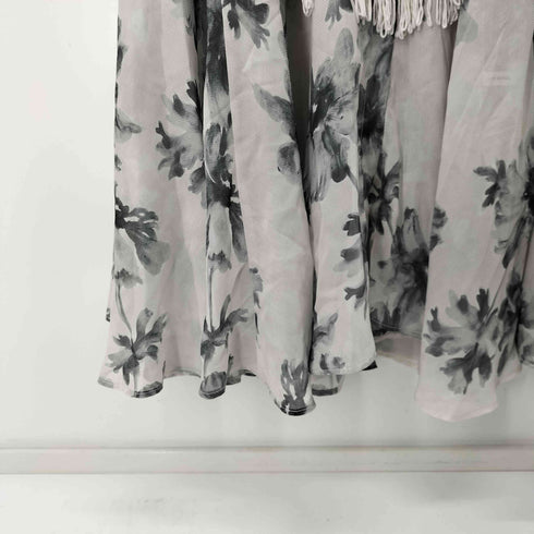 リリーブラウン Lily Brown 23AW 大花柄フリンジワンピース レディース ONE SIZE