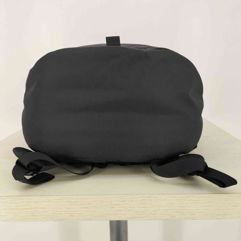スーリー thule Vea Backpack 17L メンズ