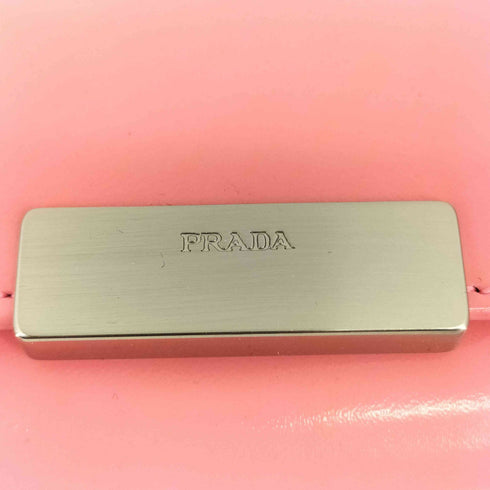 プラダ PRADA 6連レザーキーケース レディース